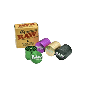 pack with 4 bottles of natural rolling papers.